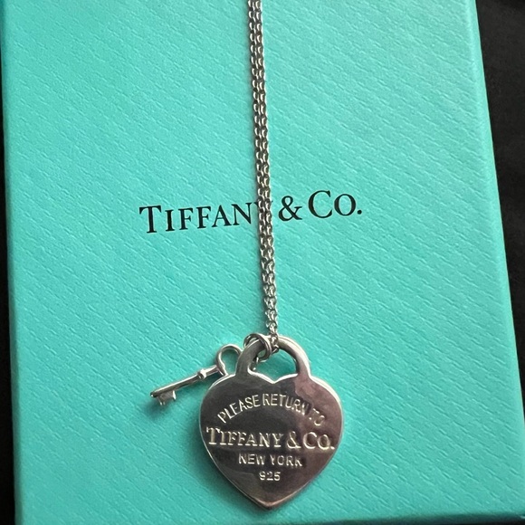 Tiffany heart necklace with tiny skeleton key. - Picture 5 of 5